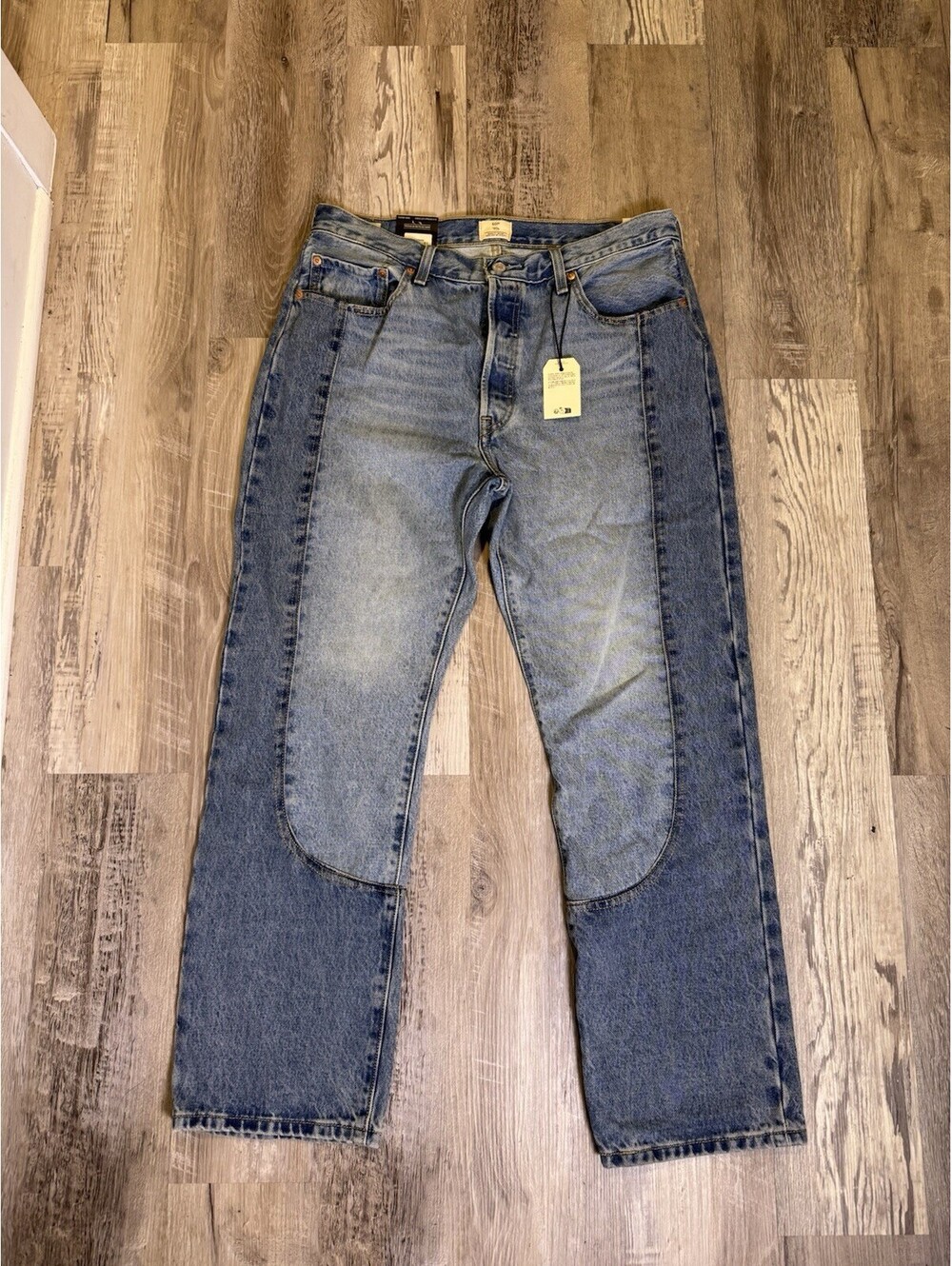NWT Levi’s Premium 501 ’90s Women’s Jeans 32x30 Light Wash Straight Leg